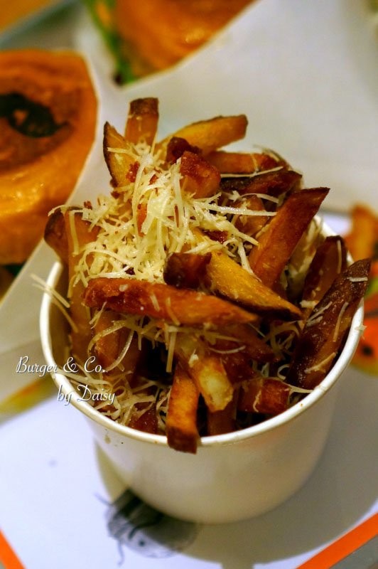Burger &CO, 鬍子漢堡, 信義安和站, 台北美食, 台北漢堡, 台北美式餐廳, 大安區美食 Burger &CO, 鬍子漢堡, 信義安和站, 台北美食, 台北漢堡, 台北美式餐廳, 大安區美食