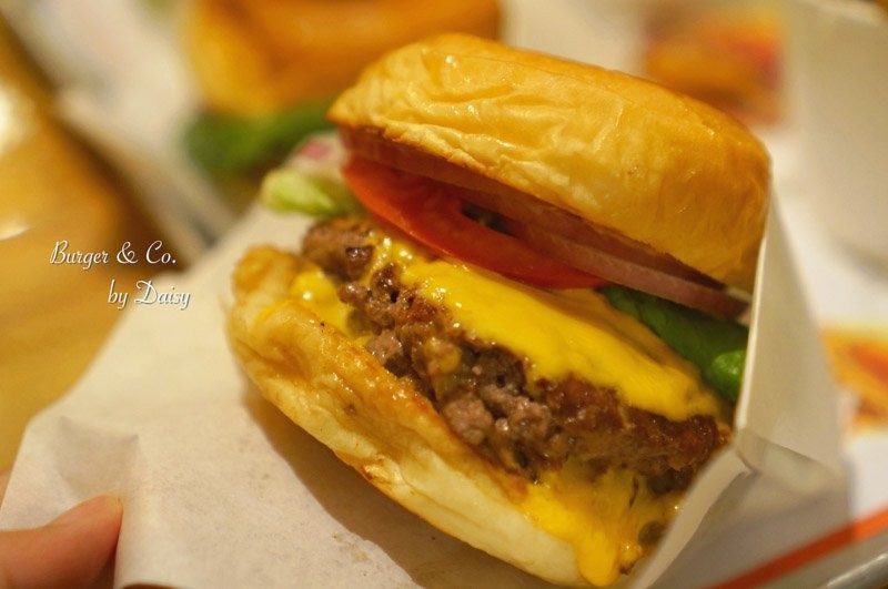 Burger &CO, 鬍子漢堡, 信義安和站, 台北美食, 台北漢堡, 台北美式餐廳, 大安區美食