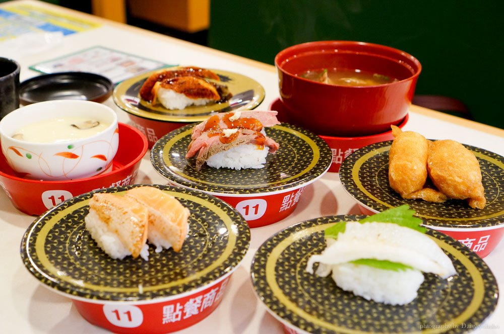 日本來台美食,不用出國也能吃到日本人氣餐廳!你都吃過了嗎?一訪再訪~ 【台北美食】中山北路・HAMA壽司 はま寿司・日本迴轉壽司連鎖店 一盤$40元起・近中山國小站/民權西路站