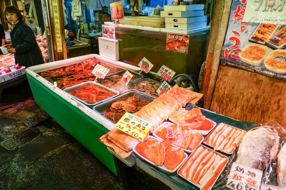 sankaku-market, 北海道, 小樽, 三角市場, 小樽朝市, 小樽早餐, 海鮮丼飯, 日本料理, 三角市場推薦, 三角市場美食, 滝波食堂