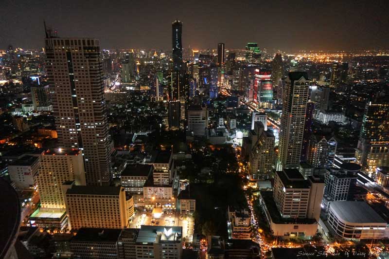 【曼谷夜景】蓮花酒店63F Sirocco Sky Bar 空中酒吧/喝調酒/看夜景/酒吧推廌 @黛西優齁齁 DaisyYohoho 世界自助旅行/旅行狂/背包客/美食生活