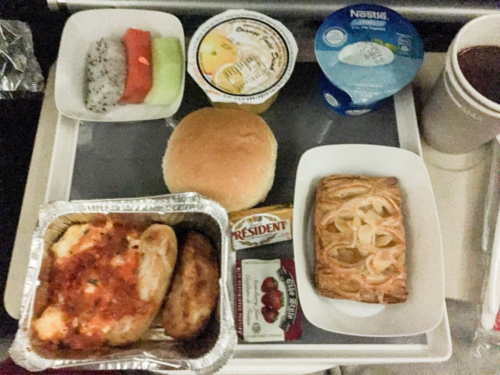 機上餐, 法國航空, A380, 搭乘心得, 雙層飛機, 國泰航空, 桃園機場, 香港轉機 機上餐, 法國航空, A380, 搭乘心得, 雙層飛機, 國泰航空, 桃園機場, 香港轉機