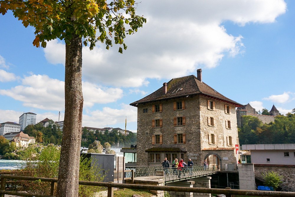 瑞士景點 萊茵瀑布 Dachsen / Neuhausen am Rhein falls 歐洲流量最大瀑布 瑞士景點, 瑞士自由行, 瑞士自助旅行, 瑞士自駕, 歐洲旅遊, 萊茵大瀑布, 瑞士景點推薦, 勞芬城堡