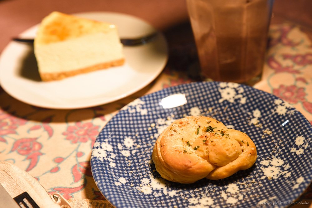 中和, 台北咖啡廳, 中和咖啡廳, 中和美食, 下午茶, 景安站, 咖啡廳, 乳酪蛋糕, 麵包, 免費WIFI, 不限時間
