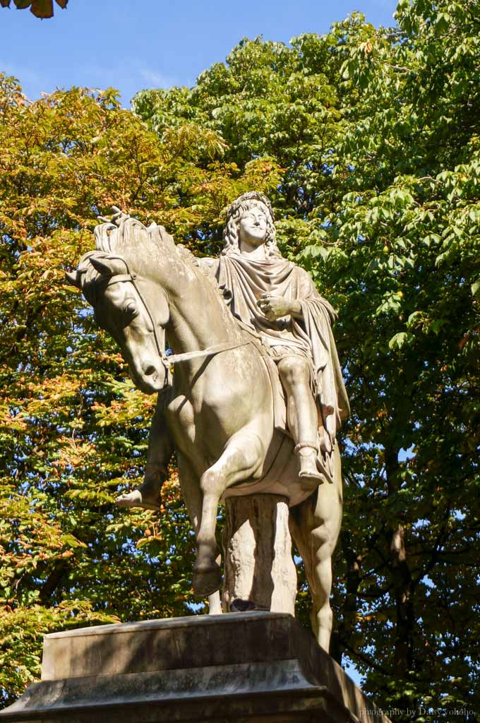 Place-des-Vosges, 孚日廣場, 巴黎景點, 巴黎自助旅行, 法國自助. 歐洲旅遊, 巴士底, 雨果故居, 瑪黑區