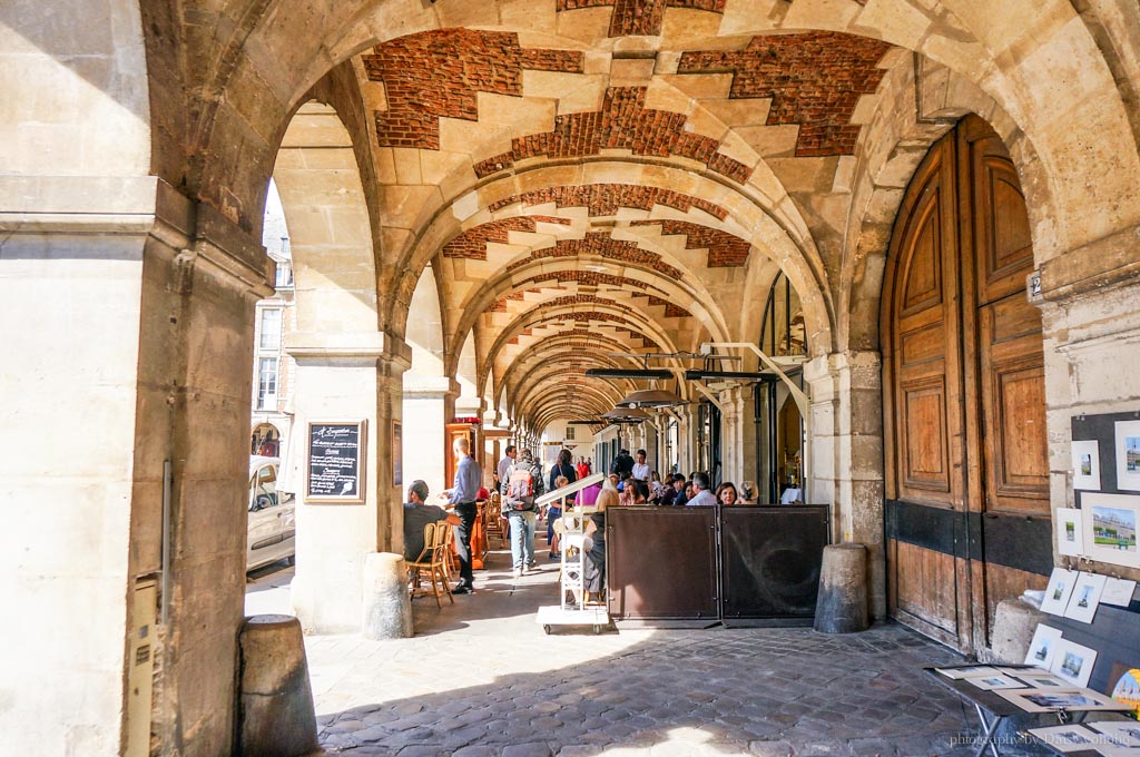 Place-des-Vosges, 孚日廣場, 巴黎景點, 巴黎自助旅行, 法國自助. 歐洲旅遊, 巴士底, 雨果故居, 瑪黑區