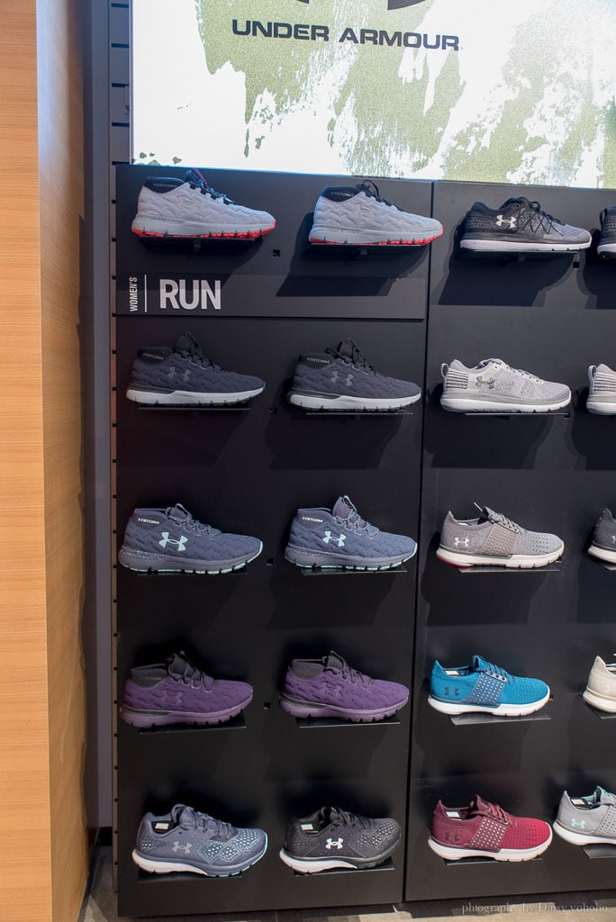 under armour, UA, 新莊中正直營門市, 運動品牌 Curry鞋子, Reactor, UA外套, 慢跑鞋, 防風外套 under armour, UA, 新莊中正直營門市, 運動品牌 Curry鞋子, Reactor, UA外套, 慢跑鞋, 防風外套