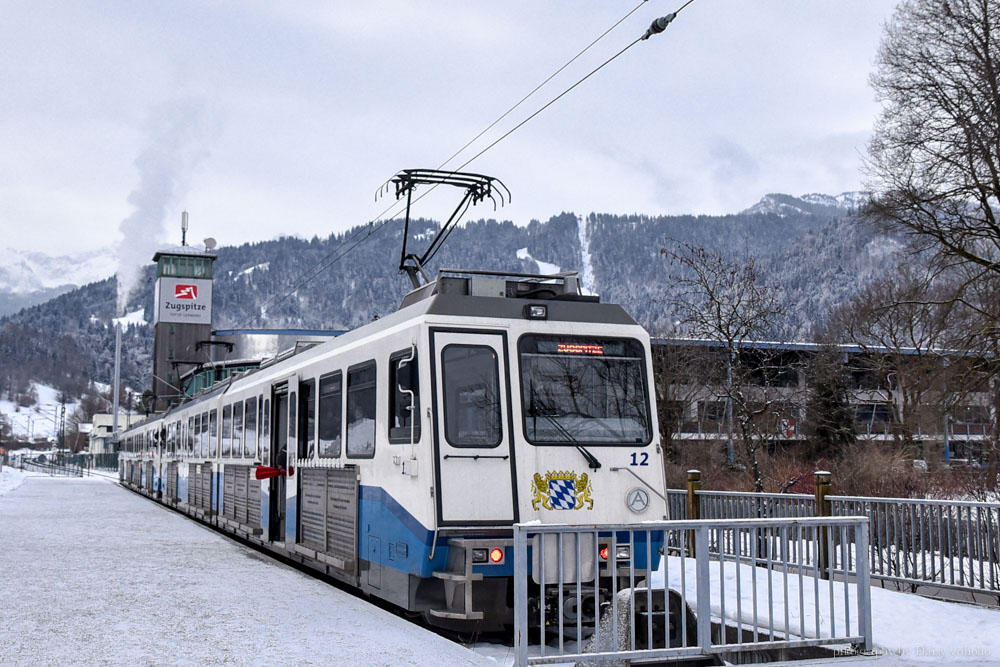 楚格峰, 德國自助旅行, zugspitze, 坐火車去旅行, 慕尼黑近郊, 南德自助, 齒軌列車, 楚格峰纜車, 楚格峰交通