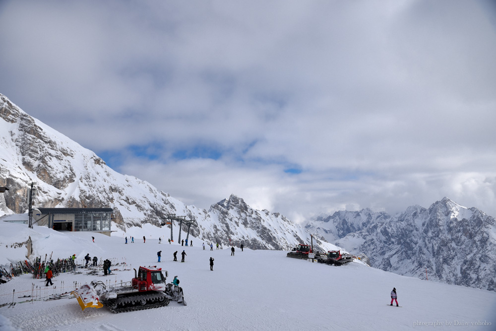 楚格峰餐廳, 楚格峰, 德國近郊, 德國第一高峰, zugspitze, 牛肉湯, 義大利麵, 冰河餐廳, Gletscherrestaurant Sonnalpin, 冰河平台