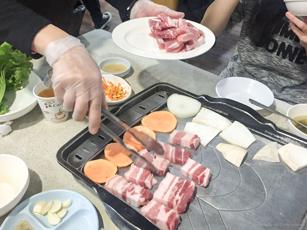 東輝韓食館, 行天宮站, 台北美食, 韓式料理, 石鍋拌飯, 鐵盤烤豬肉, 馬鈴薯燉肉