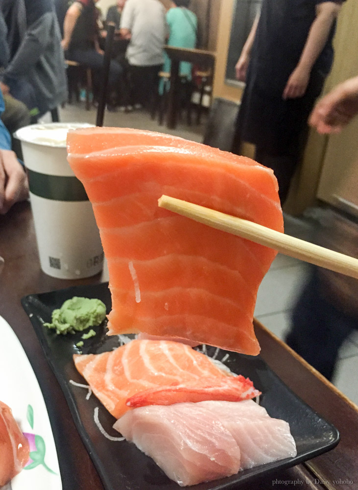 日本料理, 西門町, 三味食堂, 握壽司, 鮭魚握壽司, 生魚片, 平價日式料理, 西門美食, 台北美食