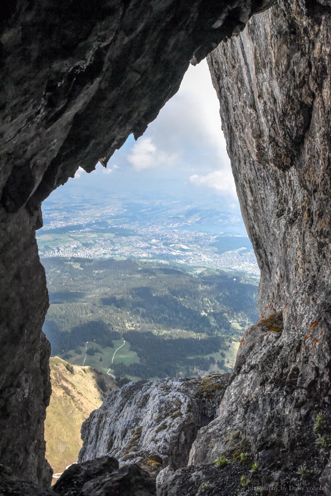 皮拉圖斯山, pilatus, 瑞士火車, 瑞士兒童車廂, 瑞士自助, 瑞士自由行, 琉森, 世界最斜齒軌列車, 瑞士旅行通行證, Swiss Travel Pass, 坐火車遊瑞士