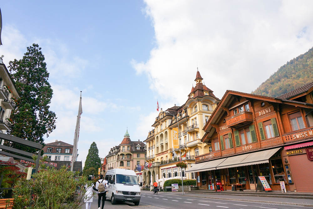 interlaken, 茵特拉肯, 瑞士自助, 瑞士自由行, 瑞士, 茵特拉肯飛行傘, 馬車