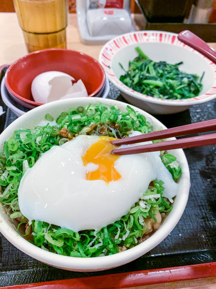 sukiya, すき家, 牛丼飯, 咖哩牛丼, 日本連鎖餐廳, 民權西路站, 民權西美食