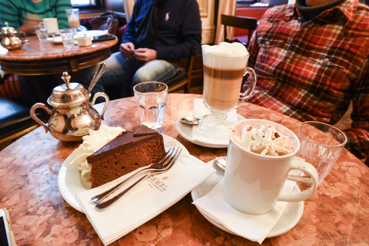 Demel Cafe, 德梅爾蛋糕店, 維也納咖啡館, 維也納美食, 維也納下午茶, 熱巧克力, 沙赫蛋糕, 沙河蛋糕