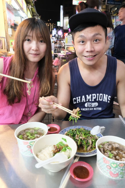 阿灶伯, 阿灶伯當歸羊肉湯, 臭豆腐, 乾麵線, 炒羊肉, 羅東夜市, 羅東夜市美食, 宜蘭小吃 阿灶伯, 阿灶伯當歸羊肉湯, 臭豆腐, 乾麵線, 炒羊肉, 羅東夜市, 羅東夜市美食, 宜蘭小吃