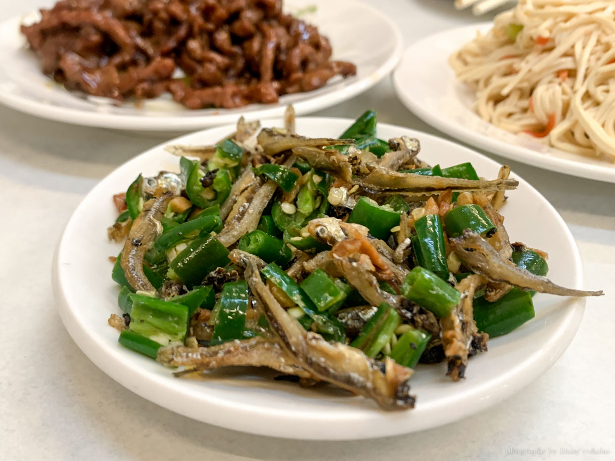 長春國賓種福園, 斤餅, 四平商圈, 松江南京站美食, 合菜戴帽, 種福園斤餅牛肉店, 炒飯