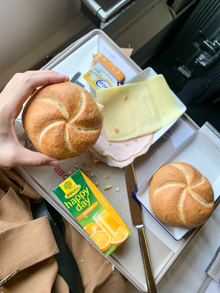 米蘭火車臥舖, 義大利臥舖, 薩爾茲堡臥舖, 奧地利夜鋪火車, 過夜旅館, 坐火車遊歐洲, 夜鋪體驗