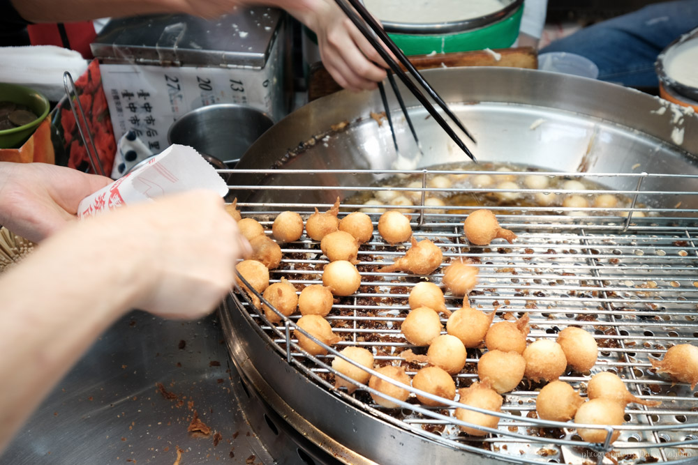 豐原廟東夜市, 菱角酥, 廟東夜市美食, 廟東夜市小吃, 豐原小吃