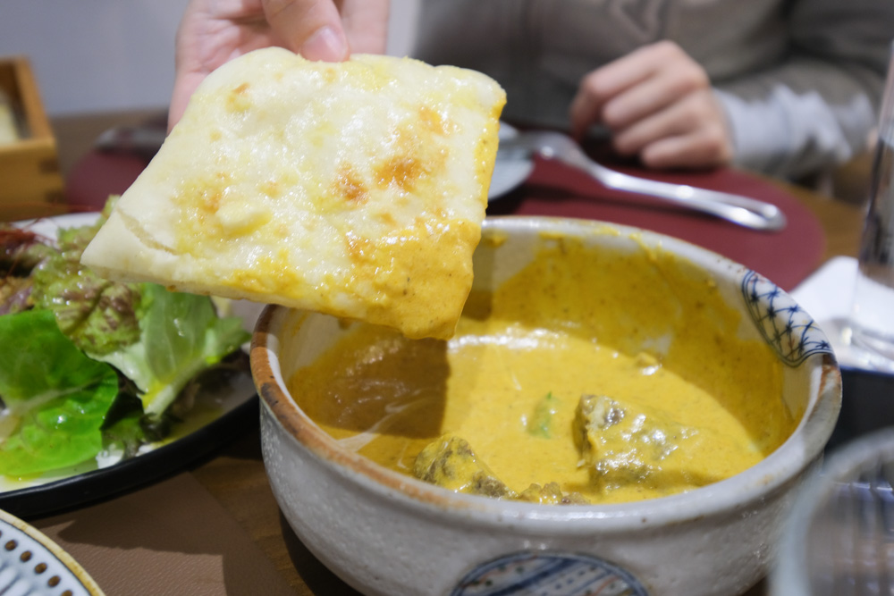 延平街》盛食咖哩店，當印度烤餅Naan遇上南洋風香料系咖哩。嘉義之光咖哩店 @嘉義+1 | 嘉義加一