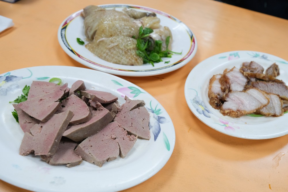 [食記] 台北 大稻埕 大橋頭站賣麵炎仔金泉小吃店