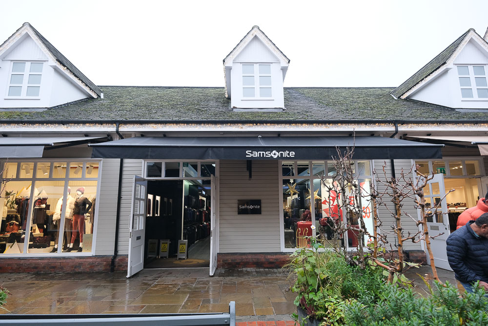 牛津outlet, Bicester Village Outlet, 比斯特購物村, 英國 Outlet, 牛津交通方式, 英國退稅, 牛津Outlet品牌