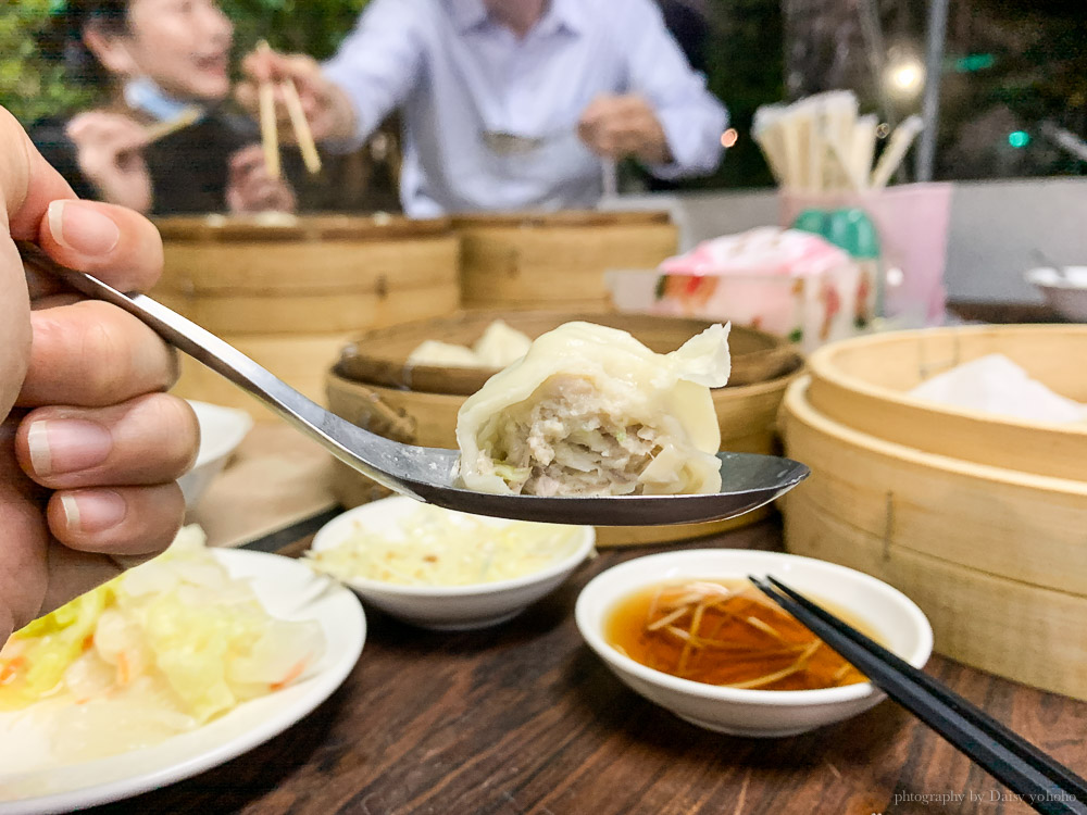 豆豆小龍湯包, 豆豆蒸餃, 嘉義小吃, 嘉義美食, 嘉義酸辣湯, 嘉義排隊店