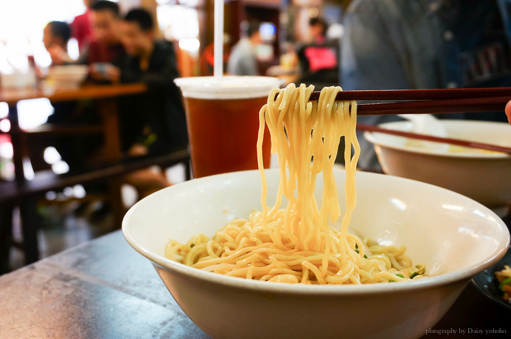 胡國雄古早麵, 埔里美食, 南投美食, 古早味小吃, 近百年老店, 平價滷味