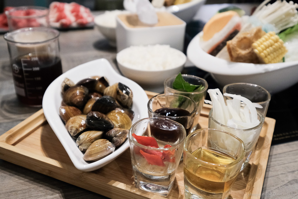 石研室 石頭火鍋 – 台南裕農店,火鍋的創意吃法,推半斤八兩塔香蛤蜊鍋! 石研室 石頭火鍋 – 台南裕農店,火鍋的創意吃法,推半斤八兩塔香蛤蜊鍋!