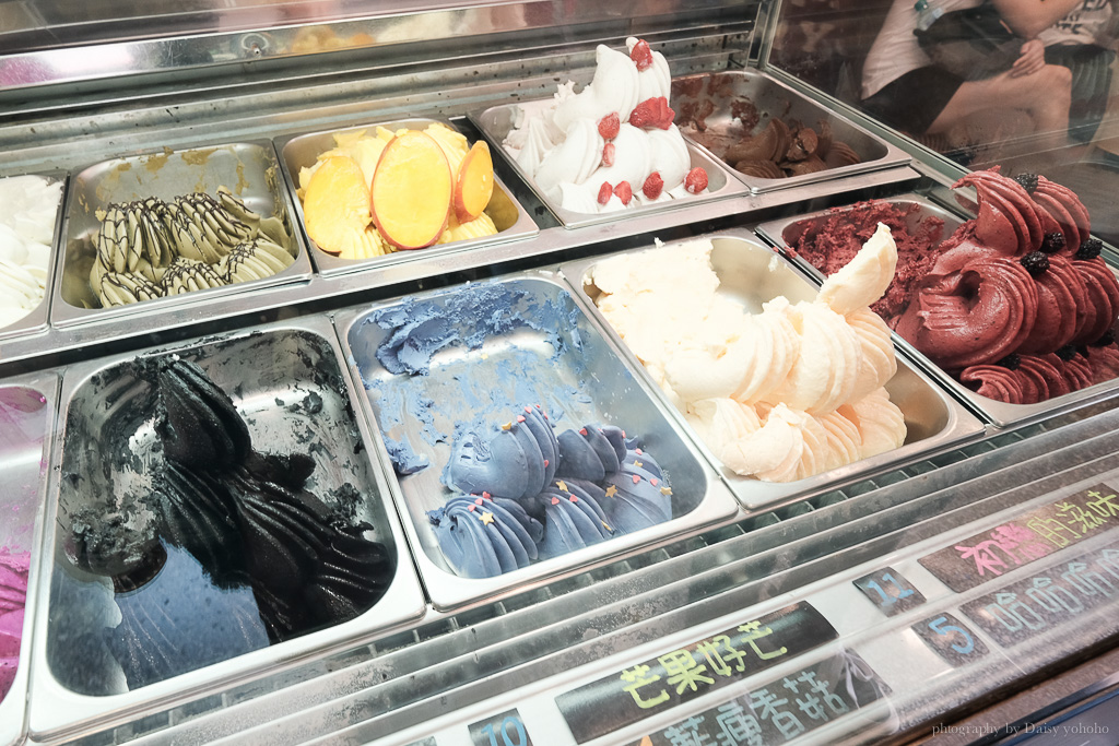 審計新村, 義式冰淇淋, 台中Gelato, 義大利手作冰淇淋, 台中IG景點, 甜月亮, 審計新村冰淇淋