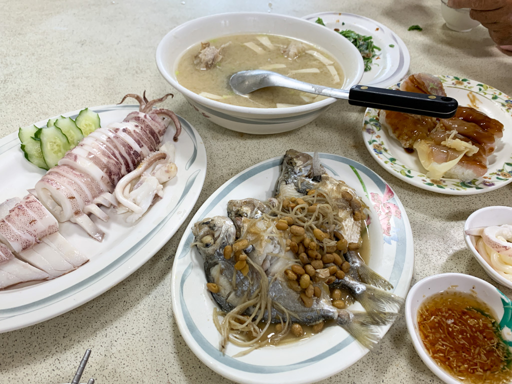 Fw: [食記][東區] 民權路 老字號日本料理 三葉飲食店 