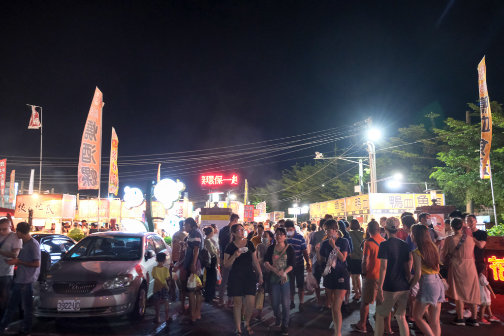 台南花園夜市美食, 花園夜市, 台南花園夜市營業時間, 花園夜市必吃, 花園夜市滷味, 旗魚黑輪, 海鮮粥, 蚵仔煎