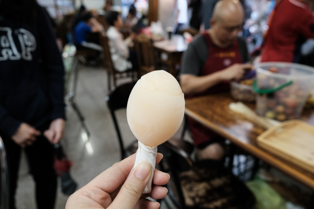 奮起湖甜甜圈, 奮起湖美食, 奮起湖便當, 百年檜木甜甜圈, 手洗愛玉, 奮起湖半日遊, 阿里山景點