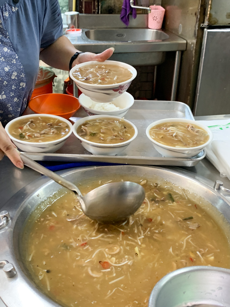 台林街新港鴨肉羹, 嘉義新港鴨肉羹, 嘉義生炒鴨肉羹, 台林街美食, 耐斯百貨美食, 嘉基美食, 台林街新港鴨肉羹菜單