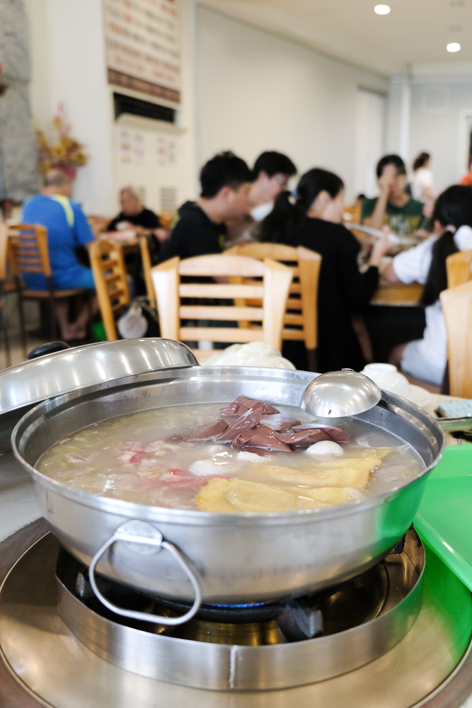 東北酸白菜火鍋, 台南中西區, 酸菜白肉鍋, 台南美食, 台南火鍋, 東北酸菜白肉鍋菜單，五妃街美食