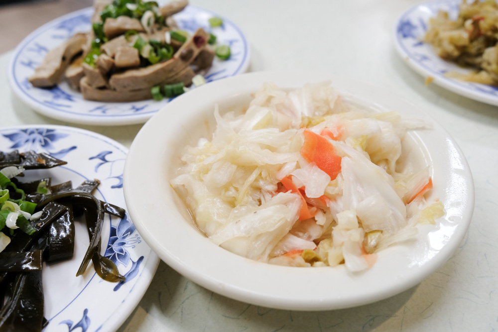 台南車站老唐牛肉麵, 台南牛肉麵, 台南火車站美食, 老唐牛肉麵菜單, 紅燒牛肉麵