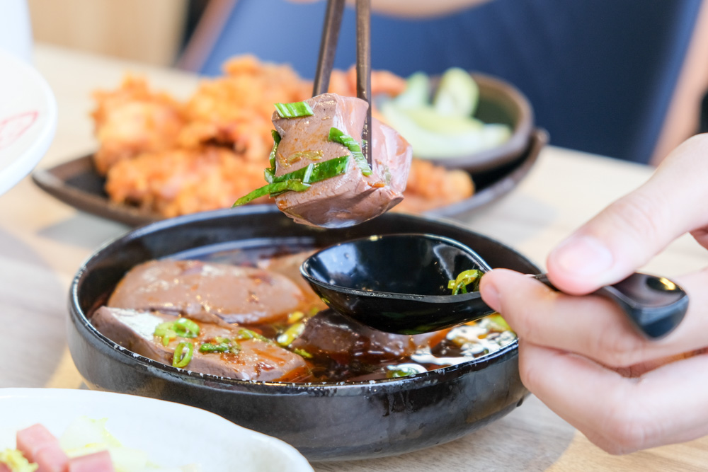 刁民酸菜魚, 秘譚酸菜專門店, 崇德路美食, 台中美食, 漢口路美食, 刁民崇德店