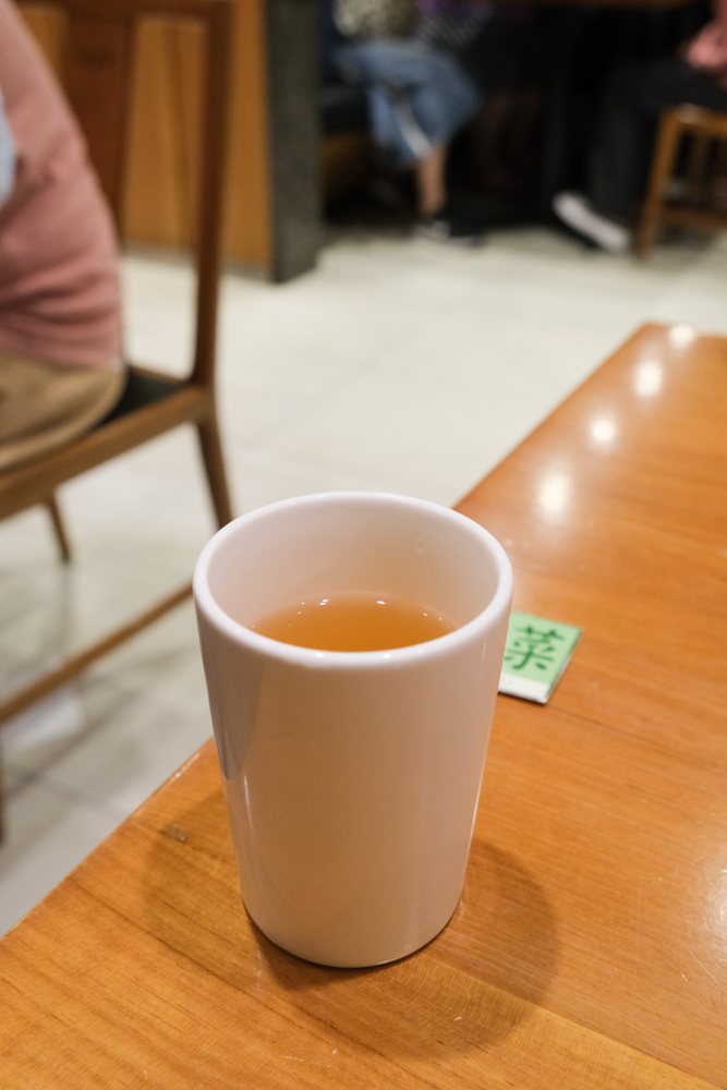 鼎泰豐小籠包, 鼎泰豐菜單, 新光三越南西店美食, 中山站美食, 鼎泰豐台北, 鼎泰豐推薦, 鼎泰豐酸辣湯