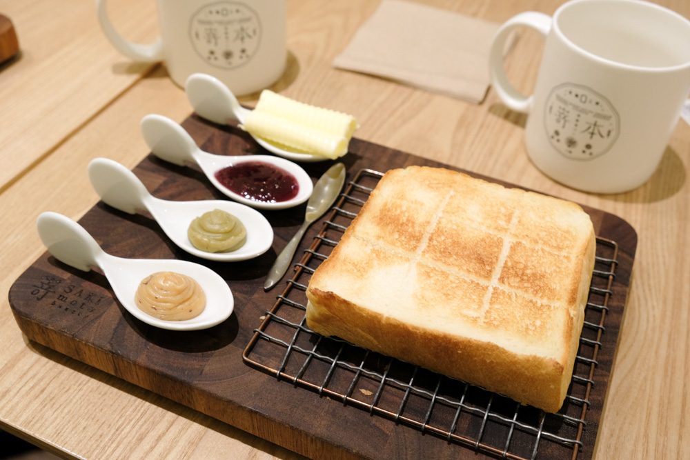 嵜本高級生吐司專門店 SAKImoto Bakery 台北 101 店，來自大阪的美味