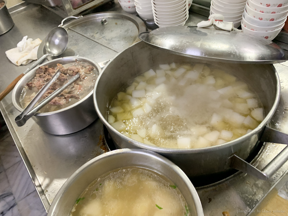 阿牛牛肉湯炒牛肉, 台南牛肉湯, 台南東區美食, 小東路美食, 牛腩湯, 芥藍炒牛肉, 台南溫體牛