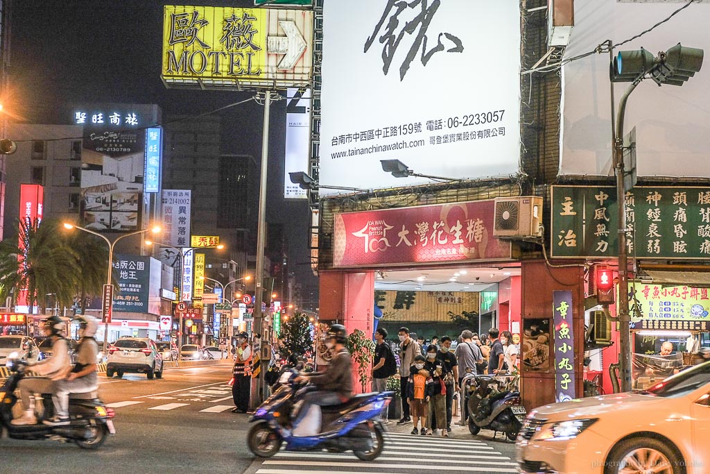 大灣花生糖西門店, 台南大灣花生糖西門店, 台南伴手禮, 台南花生糖, 台南小吃, 台南美食, 花生酥, 芝麻糖