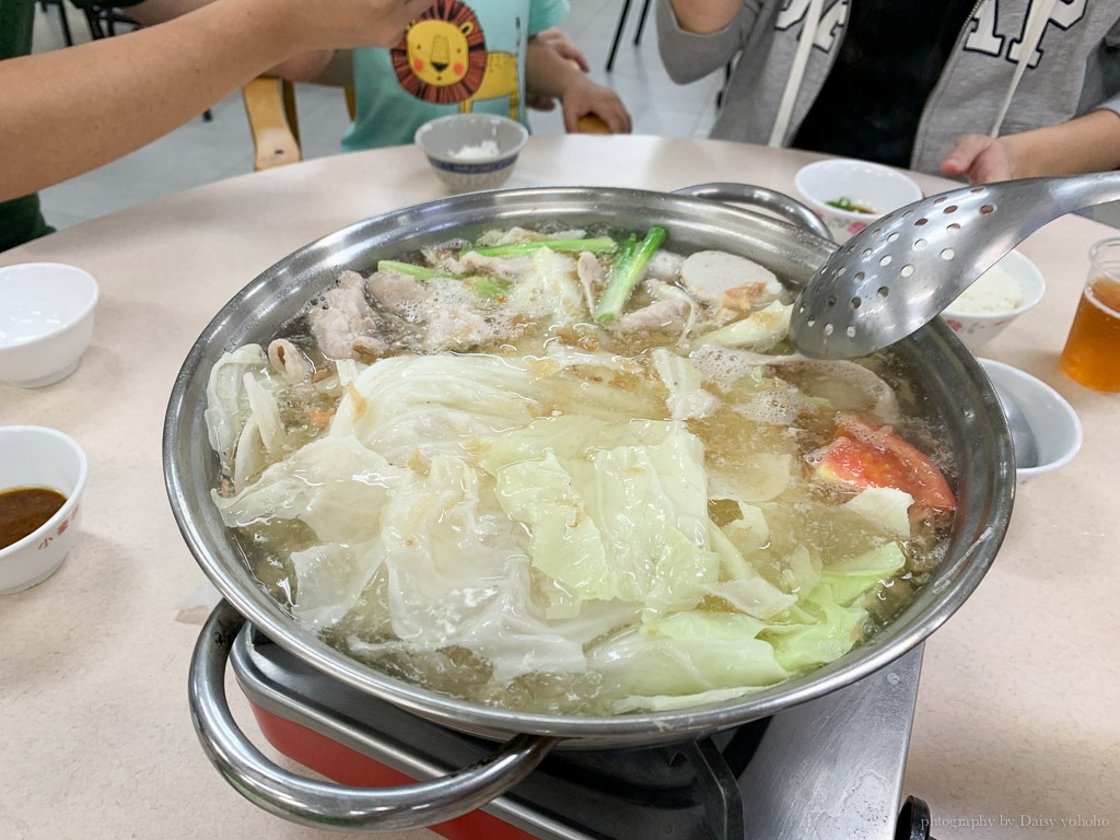 小豪州沙茶爐, 小豪洲中山店, 中西區美食, 台南中西區美食, 小豪洲推薦, 台南魚冊, 台南沙茶爐, 台南火車站美食, 小豪洲訂位