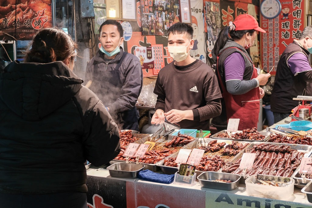 瑞豐夜市, 高雄夜市, 天使雞排, 西班牙燉飯, 瑞豐夜市必吃, 高雄巨蛋站美食, 瑞豐夜市, 瑞豐夜市布朗尼, 瑞豐地瓜球