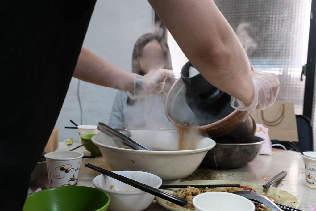 清真恩德元餃子館, 台中牛肉火鍋, 台中牛肉丸, 伊斯蘭料理, 清真恩德拉皮, 羊肉丸鍋