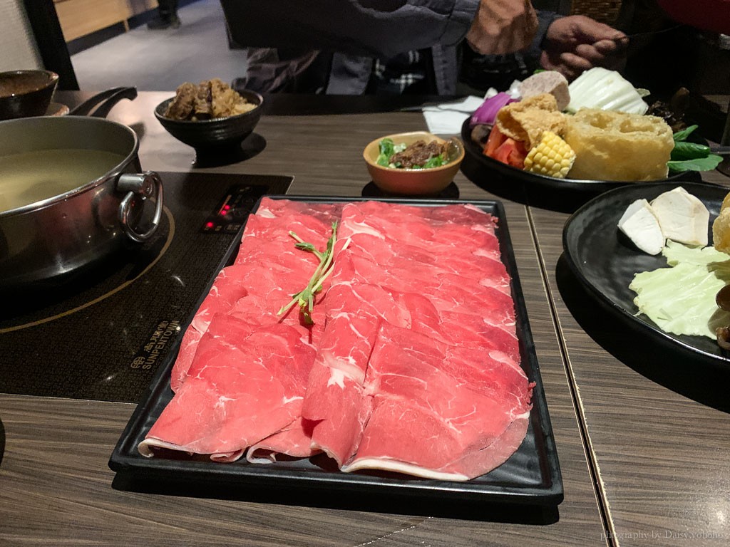 聚, 聚火鍋, 聚北海道鍋物, 嘉義聚, 耐斯美食, 耐斯餐廳, 嘉義吃到飽, 聚訂位, 聚吃到飽, 聚生日優惠