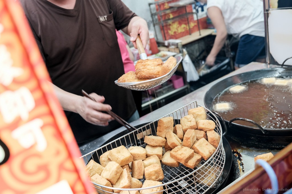 瑞豐夜市, 瑞豐夜市必吃推薦, 高雄夜市, 高雄巨蛋站美食, 高雄萬國牛排, 瑞豐美食