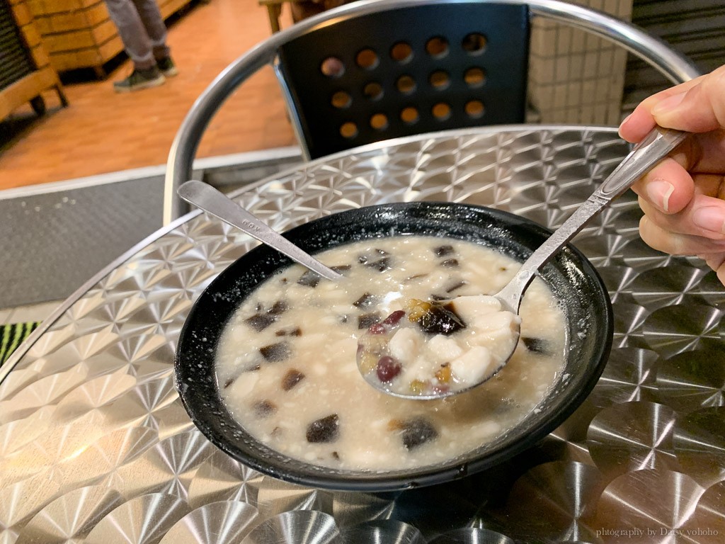 儒家花生仁湯, 台南紅豆湯, 崇善路美食, 台南東區美食, 台南東區下午茶, 台南甜湯, 台南花生湯, 台南紅豆湯, 台南燒麻糬