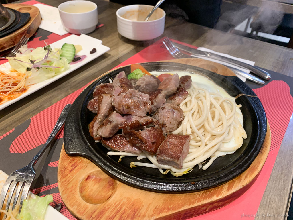 貳牛, 貳牛炙燒牛排, 嘉義牛排, 嘉義美食, 嘉義民權路美食, 嘉義東區牛排, 嘉義市餐廳