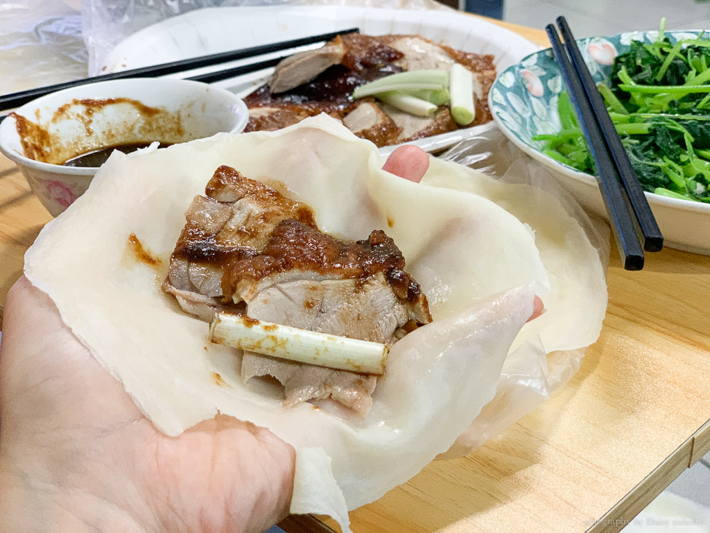 皇家烤鴨 嘉義西區烤鴨，片鴨餅皮好吃，骨仔鴨、鹹酥鴨都有，近北興路橋