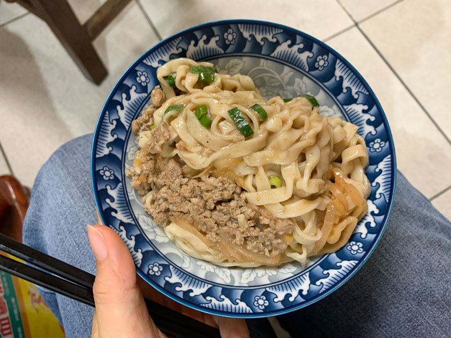 台林街華南碗粿 嘉義人吃的道地早餐．銅板美食，太晚來吃不到！ @黛西優齁齁 DaisyYohoho 世界自助旅行/旅行狂/背包客/美食生活